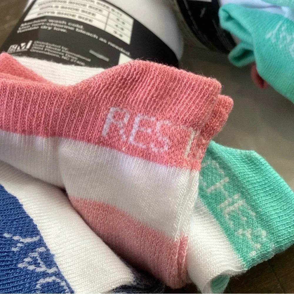 COPY - 🌸20 Pairs Ladies NWT Low Cut Socks